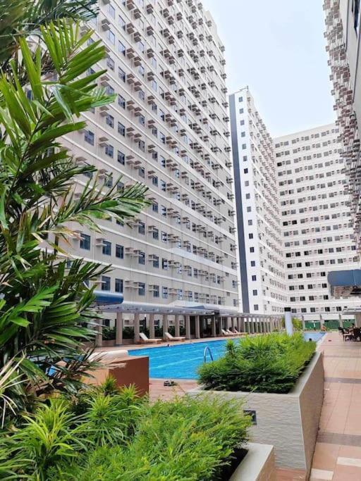 2019 - Cavite Budget Airbnb With Resort-like Amenities *